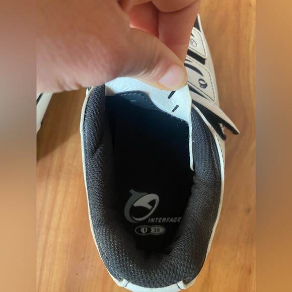 Pearl Izumi Clip in Bike Shoes - Picture 3 of 5